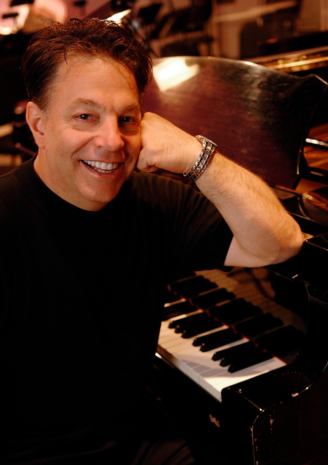 Steve Lippia at the piano